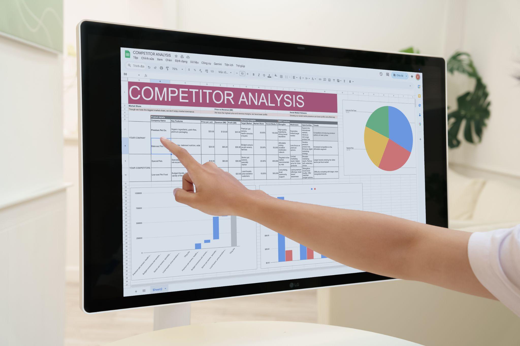 LG Smart Monitor Swing: Xử lý nhanh Microsoft 365, Google Workspace và họp hành bất cứ đâu trong nhà.