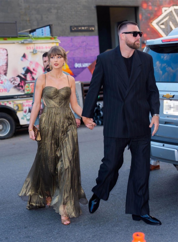 Taylor Swift và Travis Kelce tại New York vào tháng 5/2026. (Ảnh:&nbsp;GC)