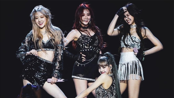 Nhìn lại hành trình BLACKPINK, người hâm mộ không khỏi tự hào trước sự chuyển mình vĩ đại.