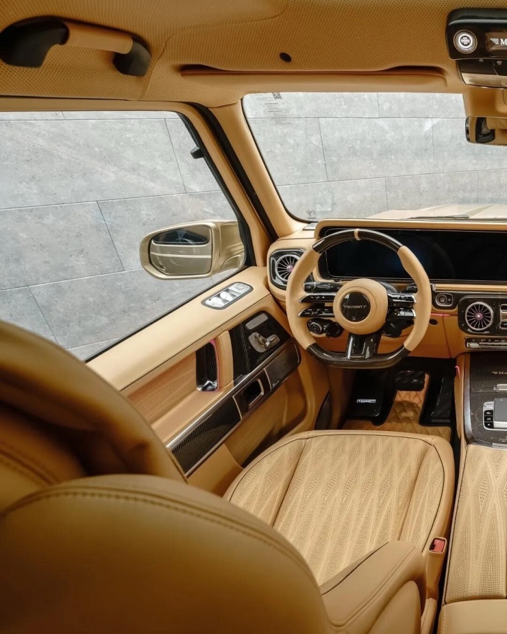 Ngắm bản độ Mansory Mercedes-AMG G63 dát vàng kiểu Dubai, công suất 820 mã lực - 2