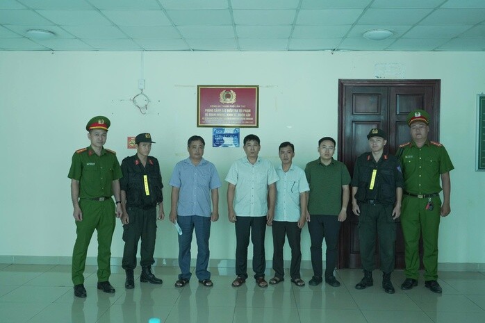 Các bị can tại cơ quan CSĐT Công an TP Cần Thơ.