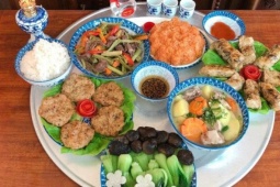 Dùng lại bàn thờ cũ: Rước tài lộc hay phạm đại kỵ tâm linh?