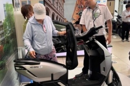 Thị trường xe máy điện nóng lên từng ngày