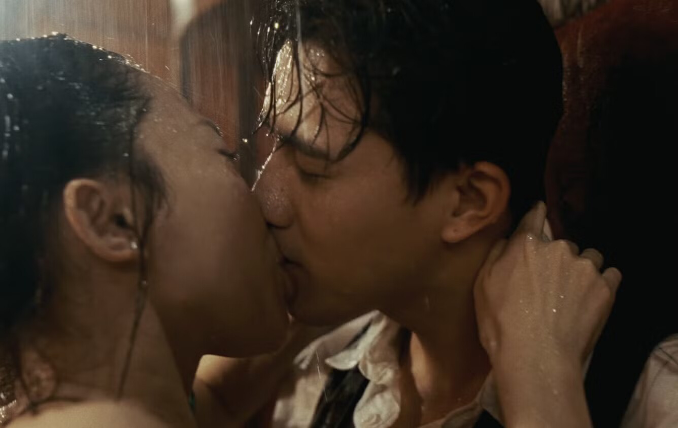 Nghịch lý Tóc Tiên - 3