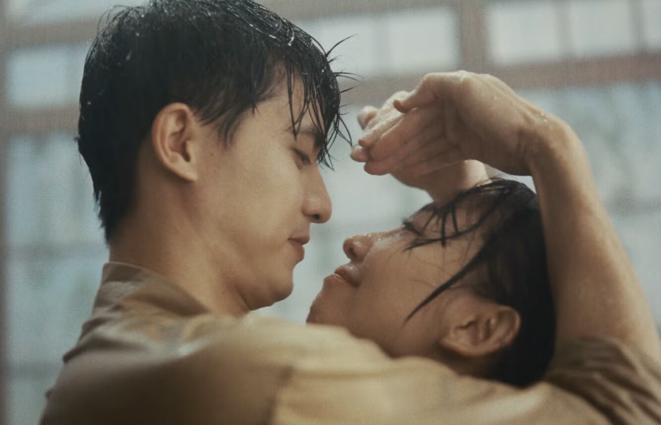 Nghịch lý Tóc Tiên - 4