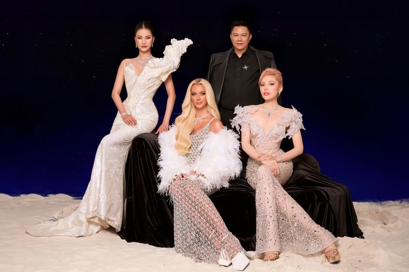 Khán giả lo ngại Miss Universe Vietnam biến chất dưới thời ông Nawat.