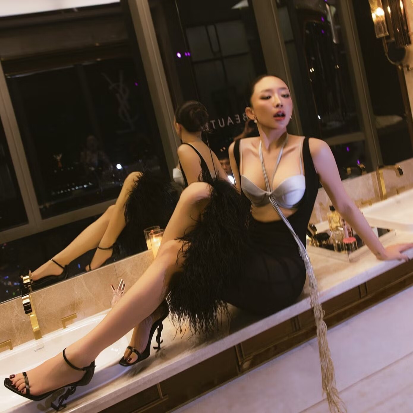 Tóc Tiên mòn mỏi chờ bản hit sau nhiều năm.
