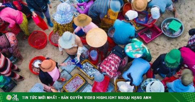 Khám phá 4 khu chợ miền Trung 'không cần nhìn giá', có nơi 2.000-5.000 đồng/món