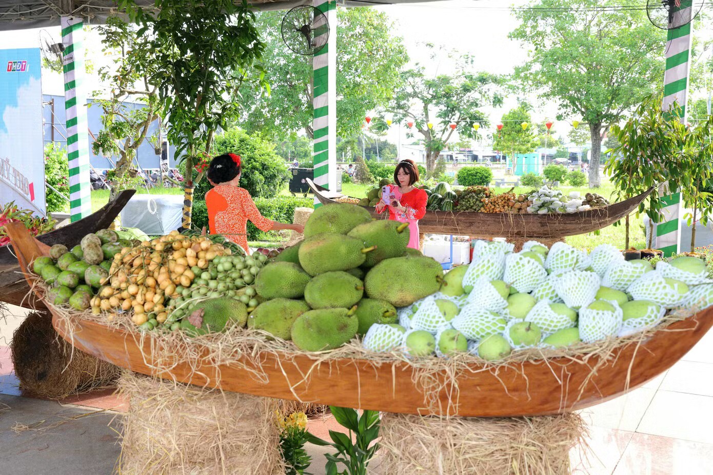 Tạo hình trái cây độc đáo ở lễ hội lớn nhất Đồng Tháp - 12