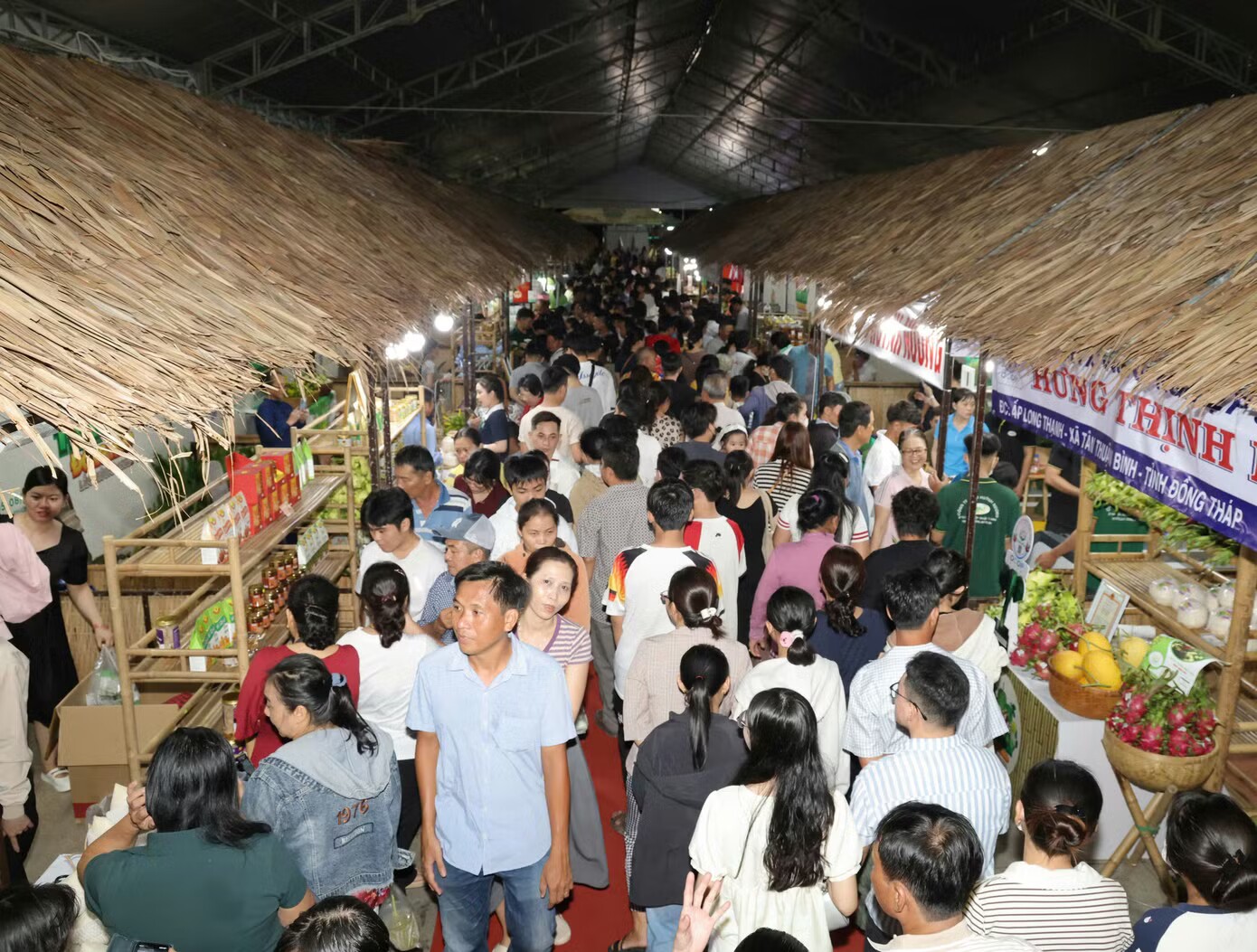 Tạo hình trái cây độc đáo ở lễ hội lớn nhất Đồng Tháp - 4