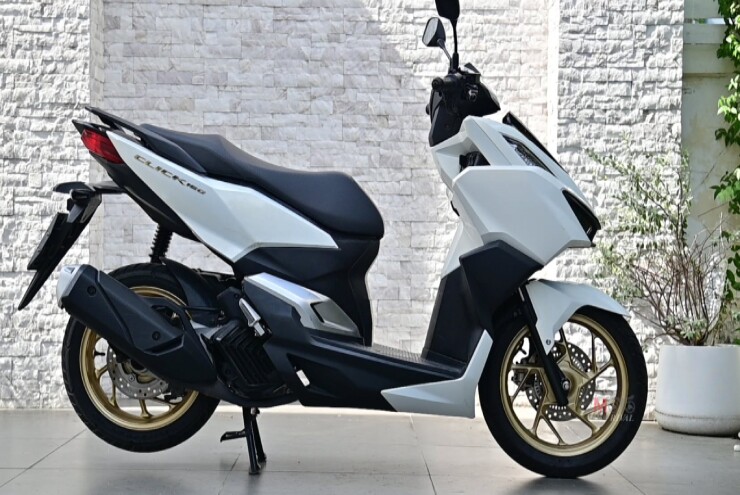 Ngắm Honda Click 160 diện mạo sang trọng và thể thao nổi bật