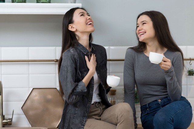 Không phải ai cũng đủ đáng tin để giữ kín bí mật của người khác. Một câu chuyện được kể ra vì muốn giải tỏa đôi khi lại trở thành chủ đề bàn tán của nhiều người. Ảnh minh họa