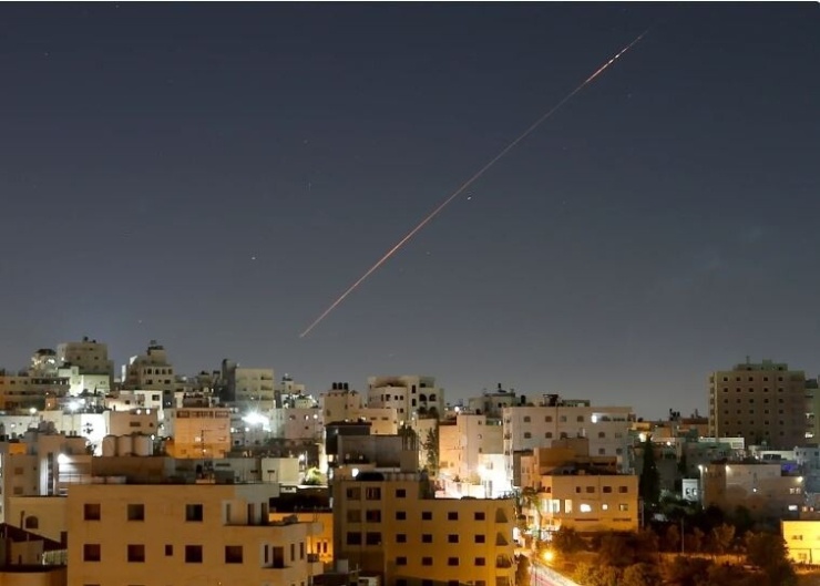 Iran tuyên bố chấm dứt hoạt động quân sự chống Israel - 1