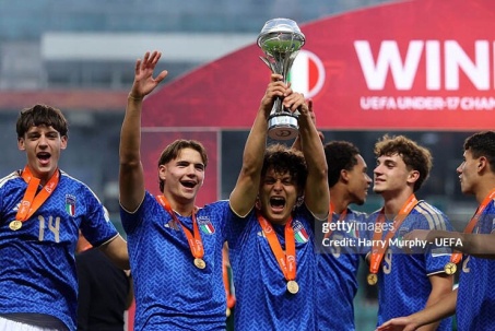 Video bóng đá U17 Bỉ - U17 Italia: Luân lưu nghẹt thở định đoạt ngôi vương (CK U17 EURO)