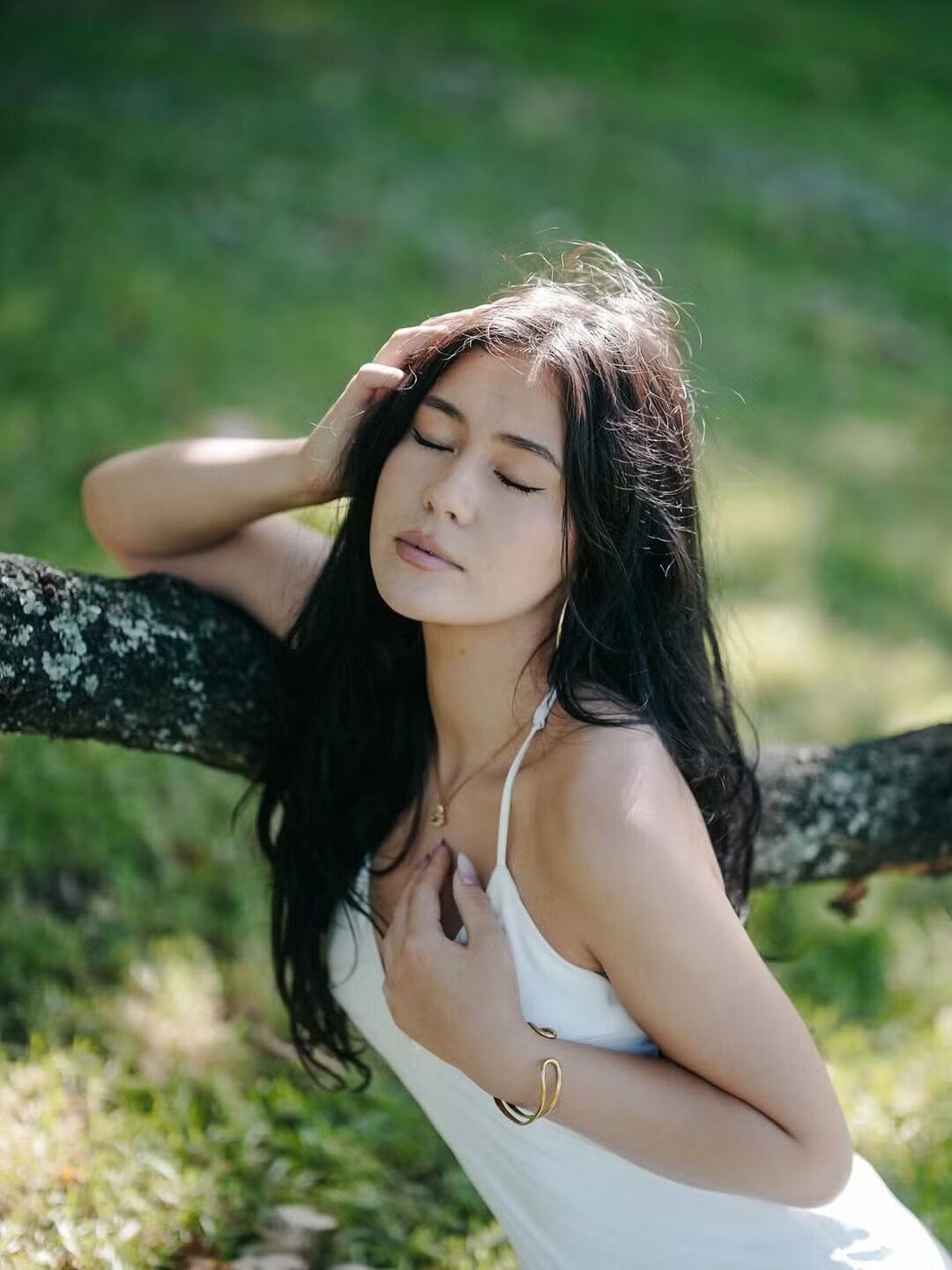 Chloe Robinson, 19 tuổi, theo học ngành Kiến trúc tại Đại học Auckland. Cô có vẻ đẹp ngọt ngào, trong sáng, được nhận xét phù hợp với tiêu chí của Miss World.