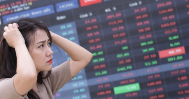 Điều gì khiến VN-Index rơi tự do gần 50 điểm, chính thức thủng mốc 1.800 điểm?