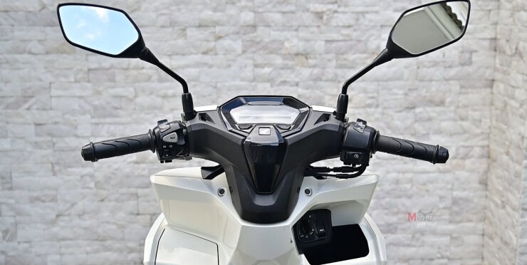 Ngắm Honda Click 160 diện mạo sang trọng và thể thao nổi bật - 9