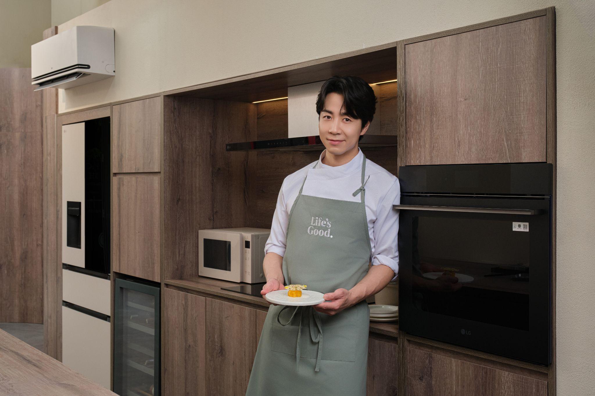 Đơn giản hóa các tiêu chuẩn khắt khe của căn bếp Michelin ngay tại gia cùng những công nghệ hỗ trợ tại gia của LG