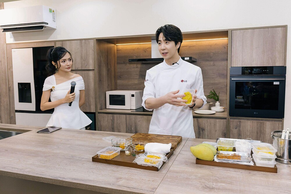 Tại gian bếp Another Saigon by LG, Chef Son mang đến trải nghiệm ẩm thực Hàn Quốc fine dining từ nguyên liệu Việt Nam.