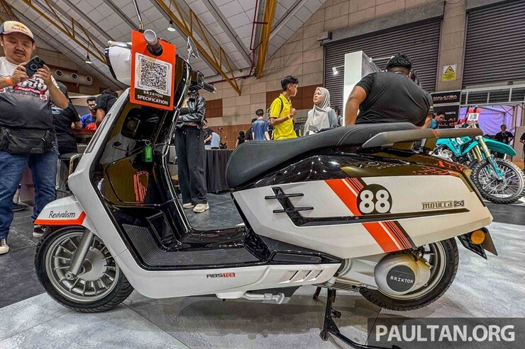 Xe ga đậm chất Ý, trang bị chẳng thua kém "vua tay ga" SH - 7