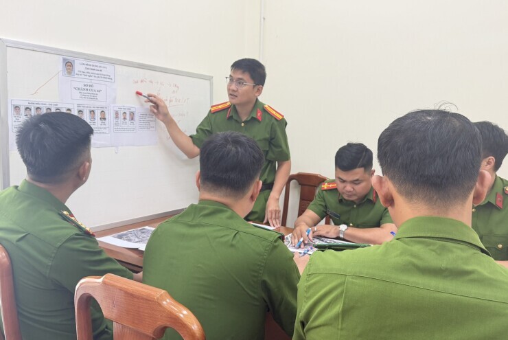 CLIP Công an TPHCM công bố lời khai "luật ngầm" tại Chành cua 46