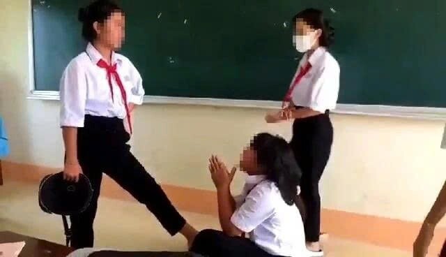 Sự thấu hiểu và đồng hành của gia đình vẫn là khoảng trống đáng lo ngại đối với nhiều học sinh