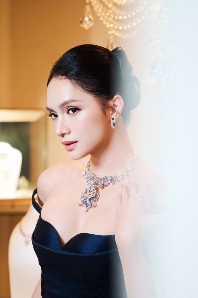 Ảnh sao 9/6: Hoa hậu Phạm Hương mừng sinh nhật con trai - 9