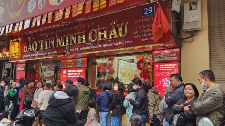 Nhiều nhà đầu tư "đu đỉnh" từ thời điểm cuối tháng 1/2026 đang phải "cắt lỗ" trong những tháng gần đây. Ảnh: Thái Nguyễn