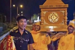 Bắt tạm giam chủ trại hòm ở Cần Thơ và 6 người có hành động kỳ quái
