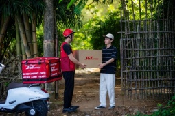 Về quê nghỉ hè, sinh viên 