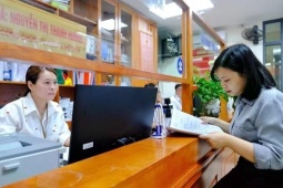 Bộ Chính trị: Tiếp tục tinh giản biên chế từ 5 - 10%