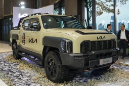 Xe bán tải Kia Tasman lần đầu xuất hiện tại Việt Nam