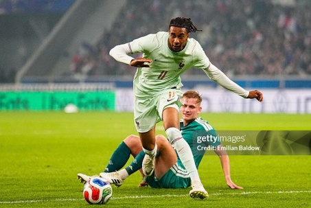 Video bóng đá Pháp - Bắc Ireland: Tuyệt đỉnh Olise ghi hat-trick