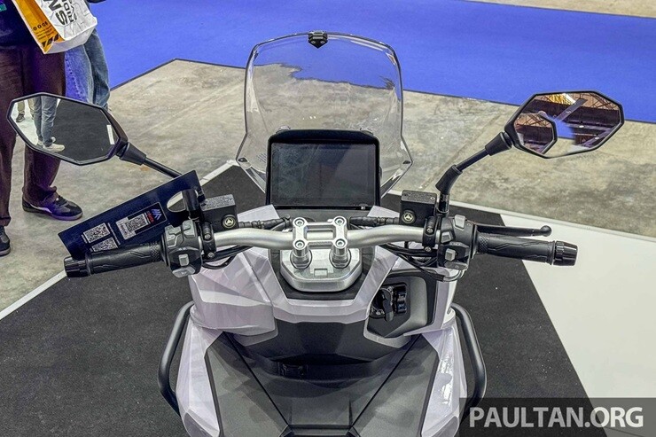 Xe ga 250cc mới ra mắt: Có camera hành trình, ABS, giá "mềm" bất ngờ - 7