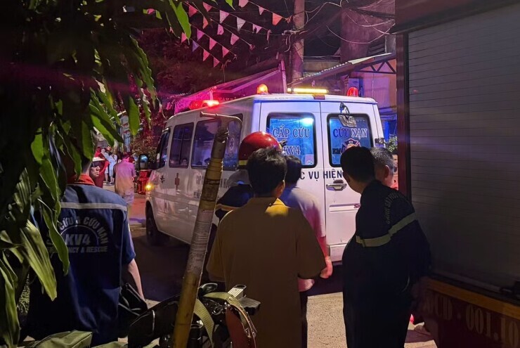 Đi học về, nam sinh bàng hoàng phát hiện cha tử vong trên tầng hai