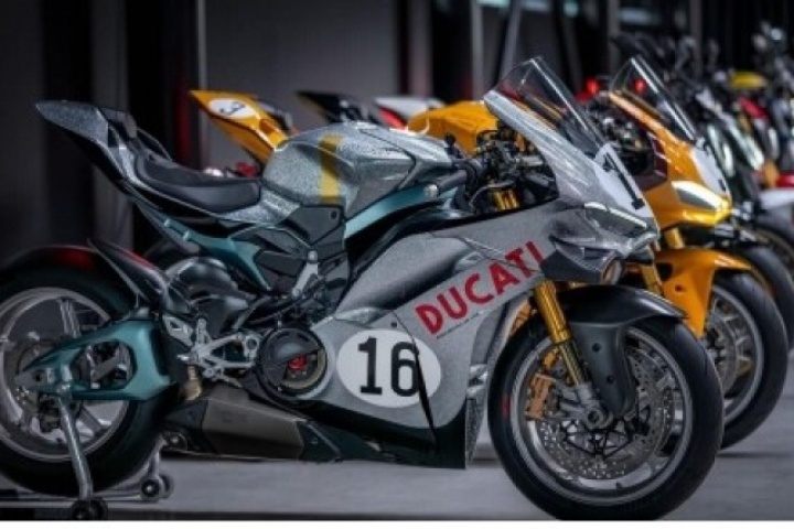 Collezione 100 ra mắt 10 mẫu mô tô Ducati phiên bản giới hạn tôn vinh 100 năm