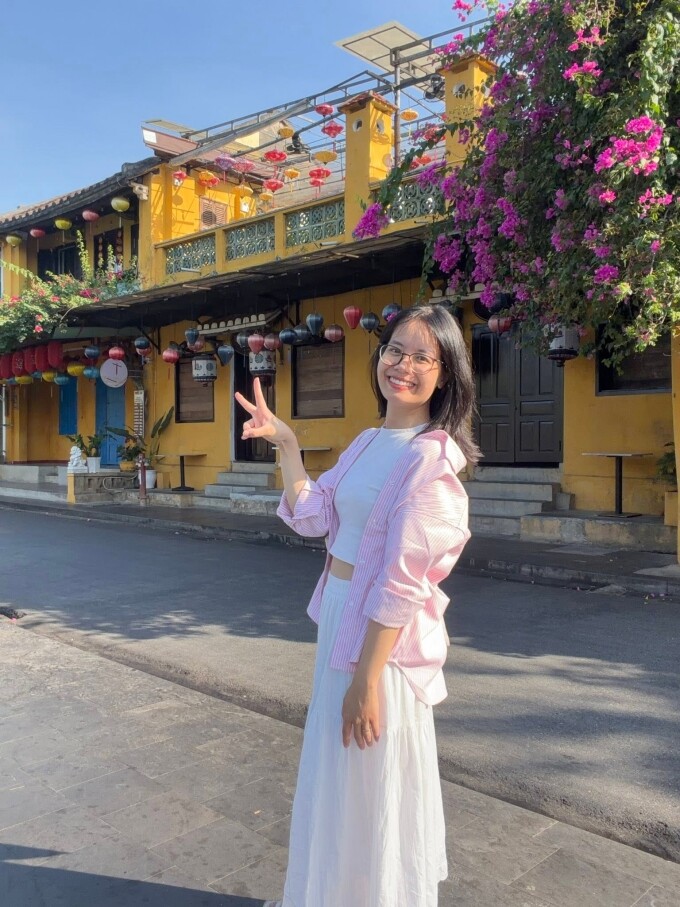 Xuân Quỳnh có nhiều năm kinh nghiệm trong việc tổ chức tour du lịch. Ảnh: NVCC