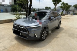 Toyota Corolla Cross gia đình đã lên màn thay lốp xịn sò, giá sang tay 550 triệu đồng