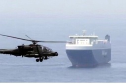 Ông Trump cáo buộc Iran bắn hạ trực thăng quân sự Mỹ tại khu vực eo biển Hormuz
