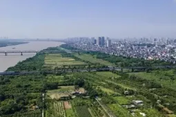 Hà Nội xem xét nghị quyết quy định việc sử dụng bãi sông để xây dựng mới công trình