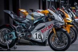Collezione 100 ra mắt 10 mẫu mô tô Ducati phiên bản giới hạn tôn vinh 100 năm