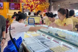 Nhiều người đang chán vàng?