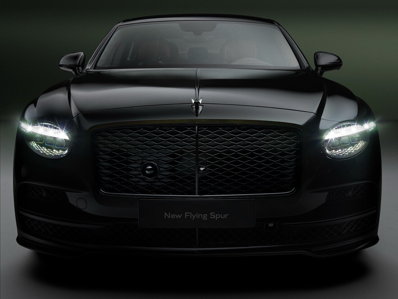 Flying Spur S mới là phiên bản mạnh mẽ nhất từ trước đến nay, cho công suất 670 mã lực.