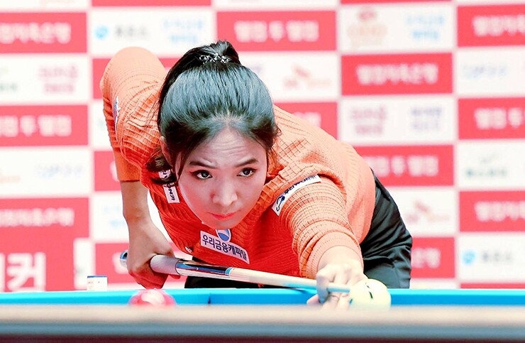 Nữ cơ thủ&nbsp;Sruong Pheavy vô địch với số&nbsp;tiền thưởng gần 860 triệu đồng