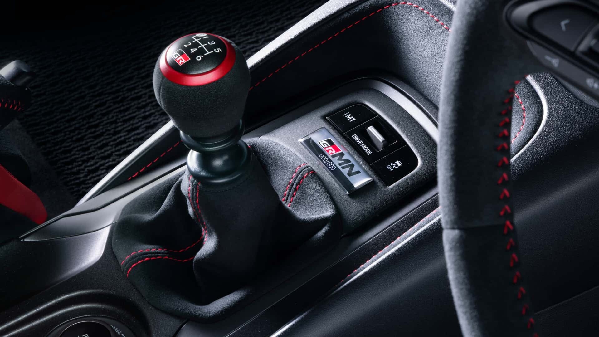 Đây là mẫu Toyota GRMN Corolla dành cho giới mê tốc độ - 10