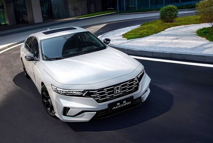 Honda Accord phiên bản mới lộ ảnh trước ngày ra mắt