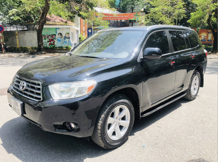 Toyota Highlander LE 3.5 V6 4x4 đời 2007 nhập khẩu từ Mỹ.&nbsp;