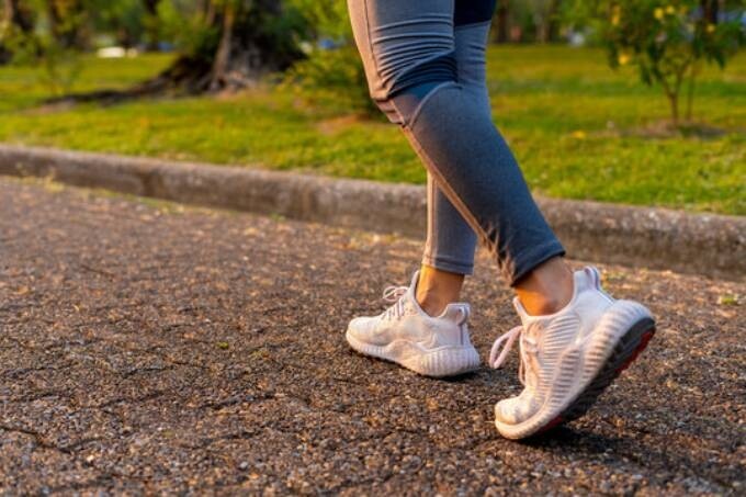 5 việc nên làm vào buổi tối giúp đường huyết ổn định, tránh tăng vọt - 1