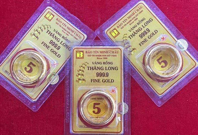 Giá vàng nhẫn trơn của Bảo Tín Minh Châu cũng lùi về quanh vùng 132,2-137,2 triệu đồng/lượng