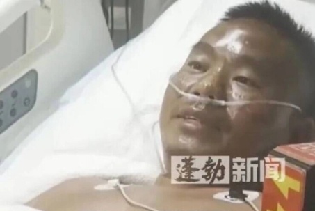 Người đàn ông lênh đênh trên biển 7 ngày, sống sót nhờ ăn cua sống